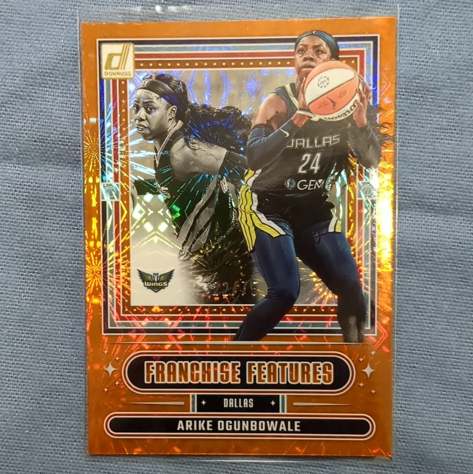 2025 Panini Donruss WNBA - Arike Ogunbowale Dallas Wings #3 Orange Fireworks /75