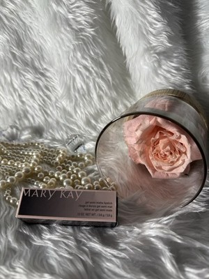 Mary Kay Gel Semi-matte Lipstick Full Size Trademark Pink 141480 NOS 