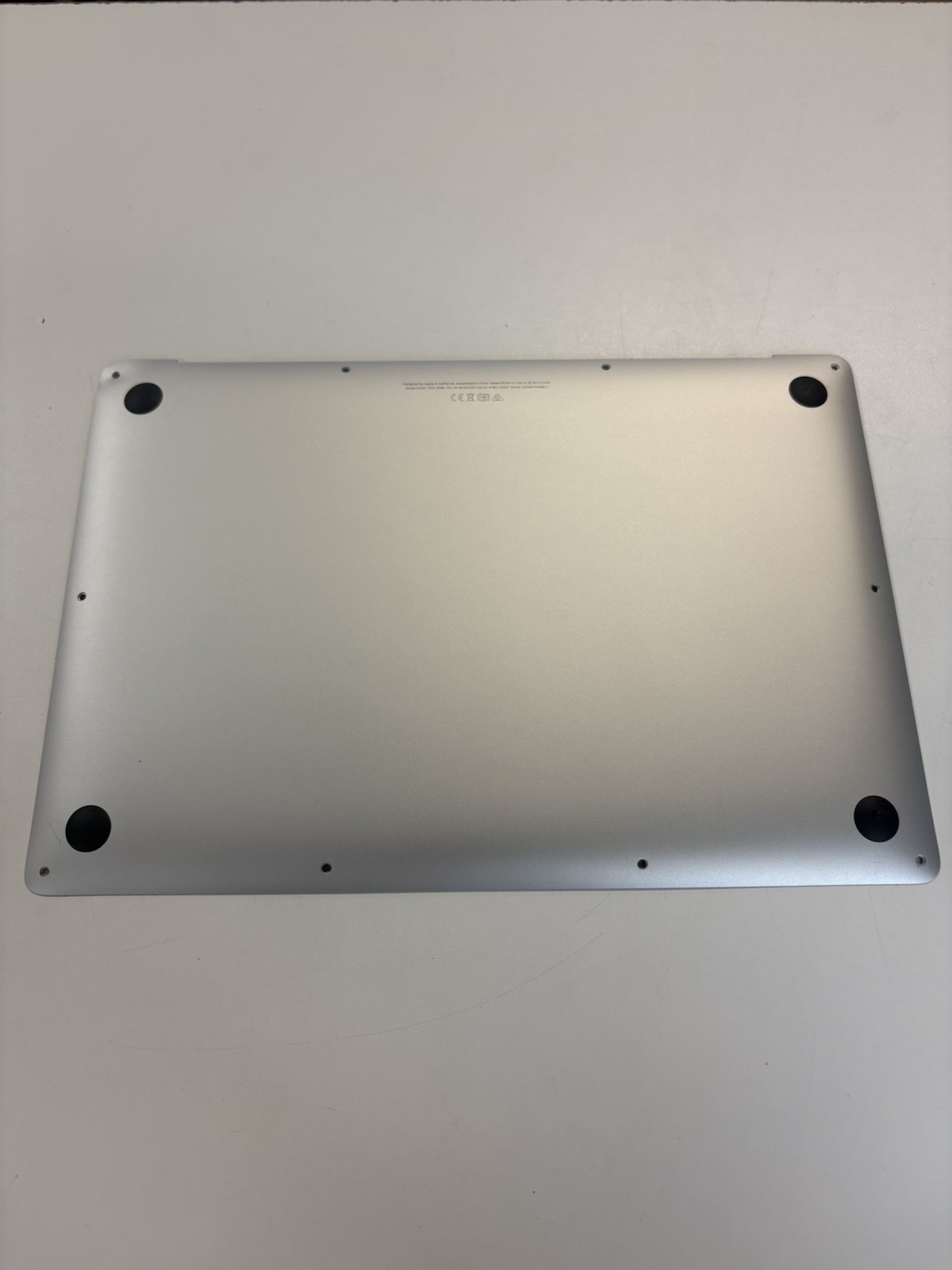 Genuine Apple MacBook Air 13" A2337 M1 Bottom Base Cover Silver EMC 3598