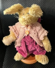 Boyd's Bears  Emily Babbit, The Rabbit With Stand, 8in Friend Of Bailey