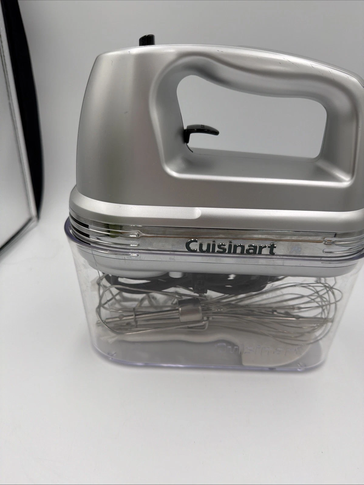 Cuisinart Power Advantage PLUS 9 Speed Hand Mixer HM-90S w/dough Hook,BeatersNEW
Opens in a new wind