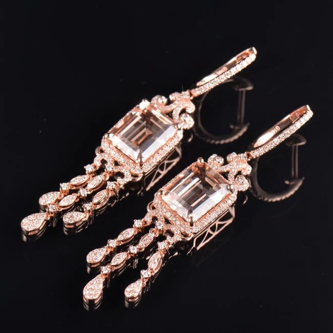 Pendientes colgantes de morganita rosa con diamantes naturales de oro rosa de 14 quilates Foto 2 de 4