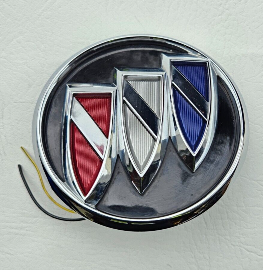 2018 2019 Buick Regal EMBLEM Rear Liftgate Button Emblem 39130412 eBay