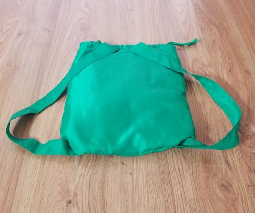 Coppertone Girl Dog Green Beach Travel Backpack Attached Blue Towel Drawstring - Picture 6 of 24