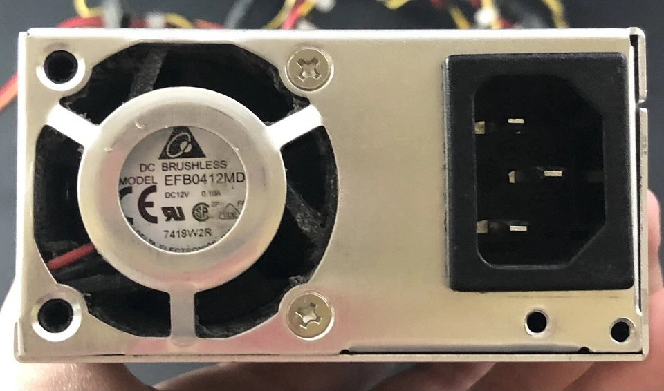 Fuente de alimentación conmutada Shuttle PC4000L-072403593 250W Vb7 Foto 3 de 4