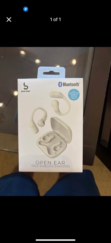 Wireless head phones. 