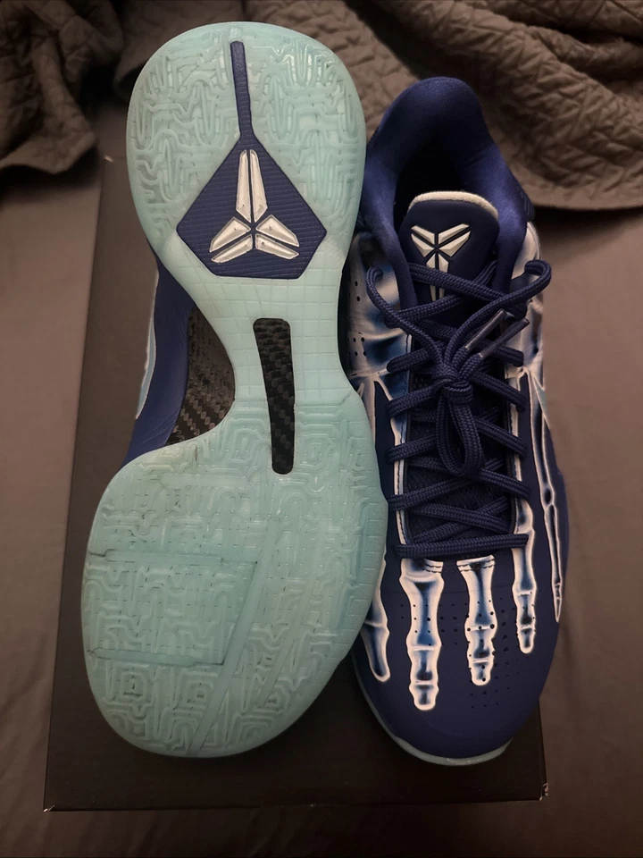 Sapatos kobe bryant raio X tamanho 10 de todos limpos - Imagem 2 de 4