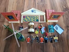 Roblox ROB0259 Jail Break Museum Toy Set People/Helicopter/Accessories/Extras