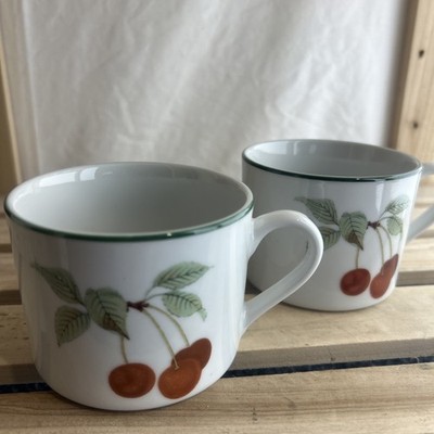 Paar Vintage Royal Worcester Evesham Vale Teetassen unbenutzter Zustand 1986