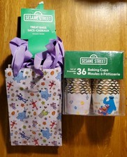 Sesame Street 🐣 Spring Easter Treat Bags (13ct) & Baking Cups (36ct)