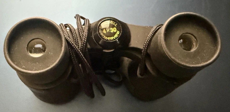 Bushnell Compact Insta Focus Binoculars 4x30PowerviewOriginal CaseWith BeltClip - Image 3 of 4