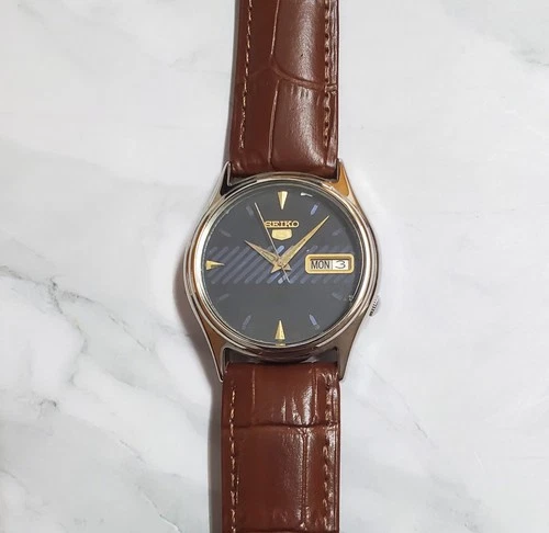 Seiko SKXT11 1990 Blue Sunburst Dial Retro Vintage Automatic JDM Ultra Rare OEM