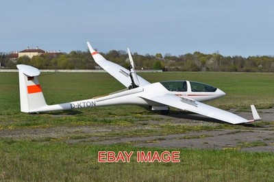 PHOTO  AEROPLANE DG FLUGZUEGBAU DG-1000M D-KTON  C/N 10-261M34 FLUGPLATZ SCHLEI�