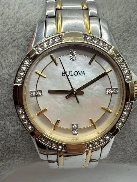 Ladies Bulova 98L203 MOP Diamond Glitz Dial Two Tone Quartz Watch New Battery - Image 2 of 4