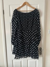 Asos curve ladies Black spotted long sleeved chiffon dress size 20