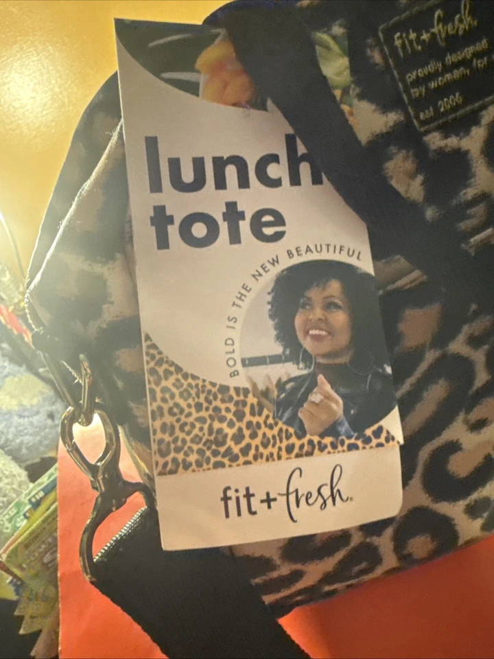 SACOLA DE ALMOÇO FIT & FRESH COM ISOLAMENTO DE LEOPARDO COM 2 RECIPIENTES. NOVO EM FOLHA COM ETIQUETAS - Imagem 3 de 4