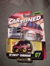 CarTuned 1992 Chevrolet Suburban Customs Series 7 1/64 Diecast Model