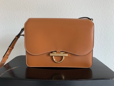 ferragamo sella