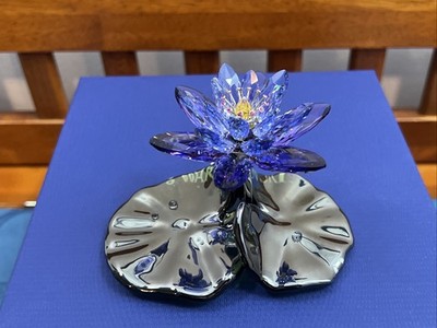 Swarovski Paradise Flower - Blue Violet waterlily 1141630 Mint in