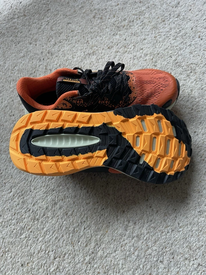 Beautiful New Balance Nitrel Trail Running Shoes Size 8 Brand New (No Box) - Image 3 of 4