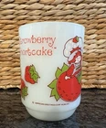 VTG ANCHOR HOCKING 1980'S AMERICAN GREETINGS STRAWBERRY SHORTCAKE MILK GLASS MUG