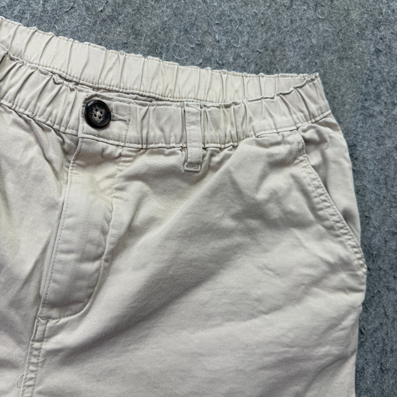 Chubbies Staples Shorts Men L Beige Khaki 5.5" Elastic Regular Fit Stretch b180