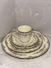 Noritake Shenandoah 9729 5 Piece Place Setting Bone China - NEVER USED!!