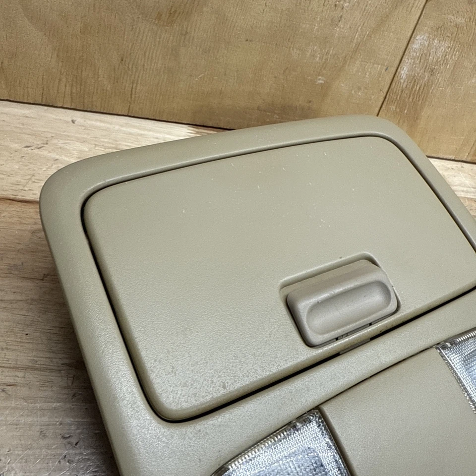 B#31 00-04 Toyota camry Factory OEM TAN Map Dome Light Roof Console 825672 OEM Foto 3 de 4
