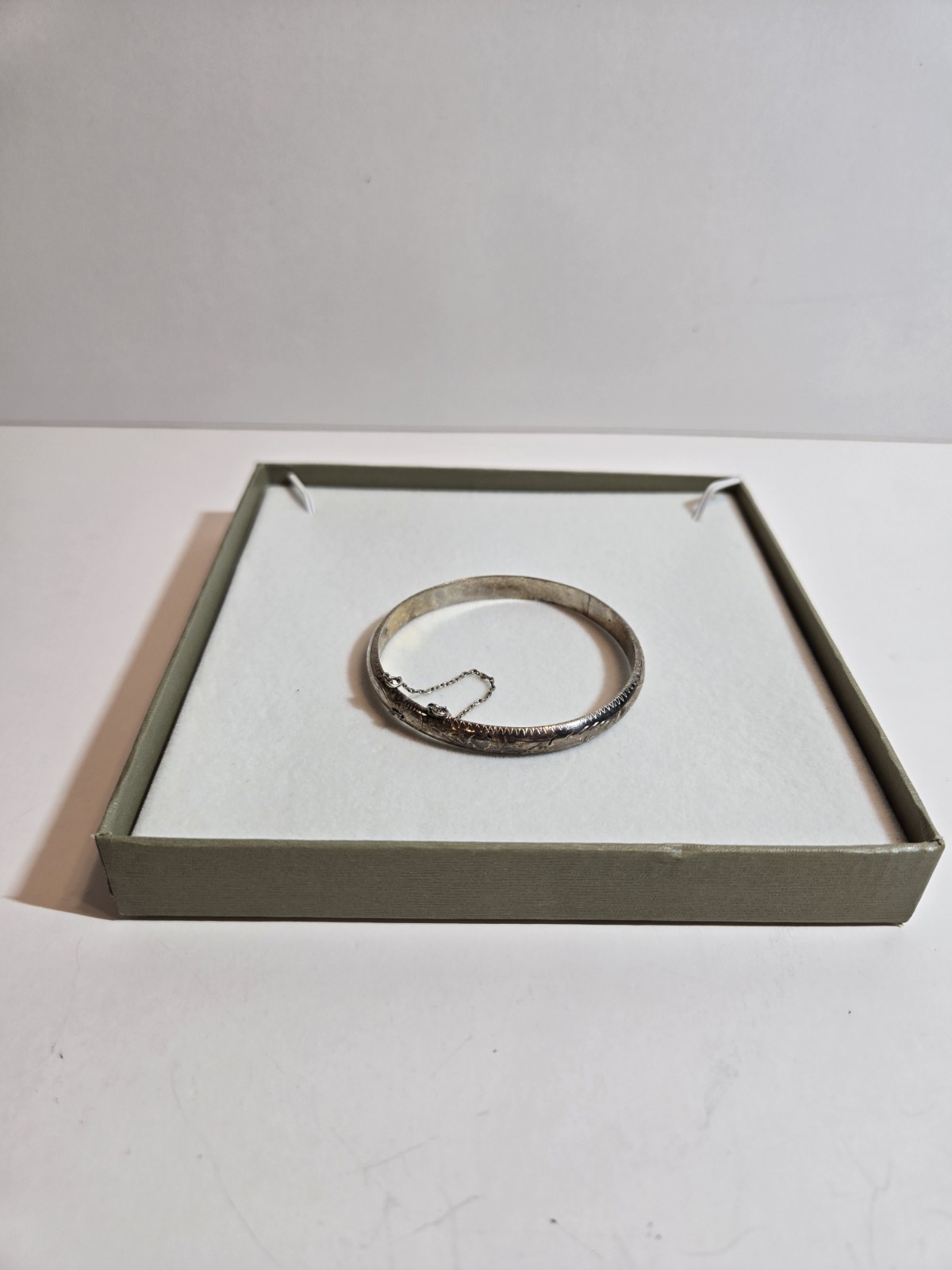 925 Sterling Silver Hinged Bangle Bracelet w/ Safety Chain Signed No Stone