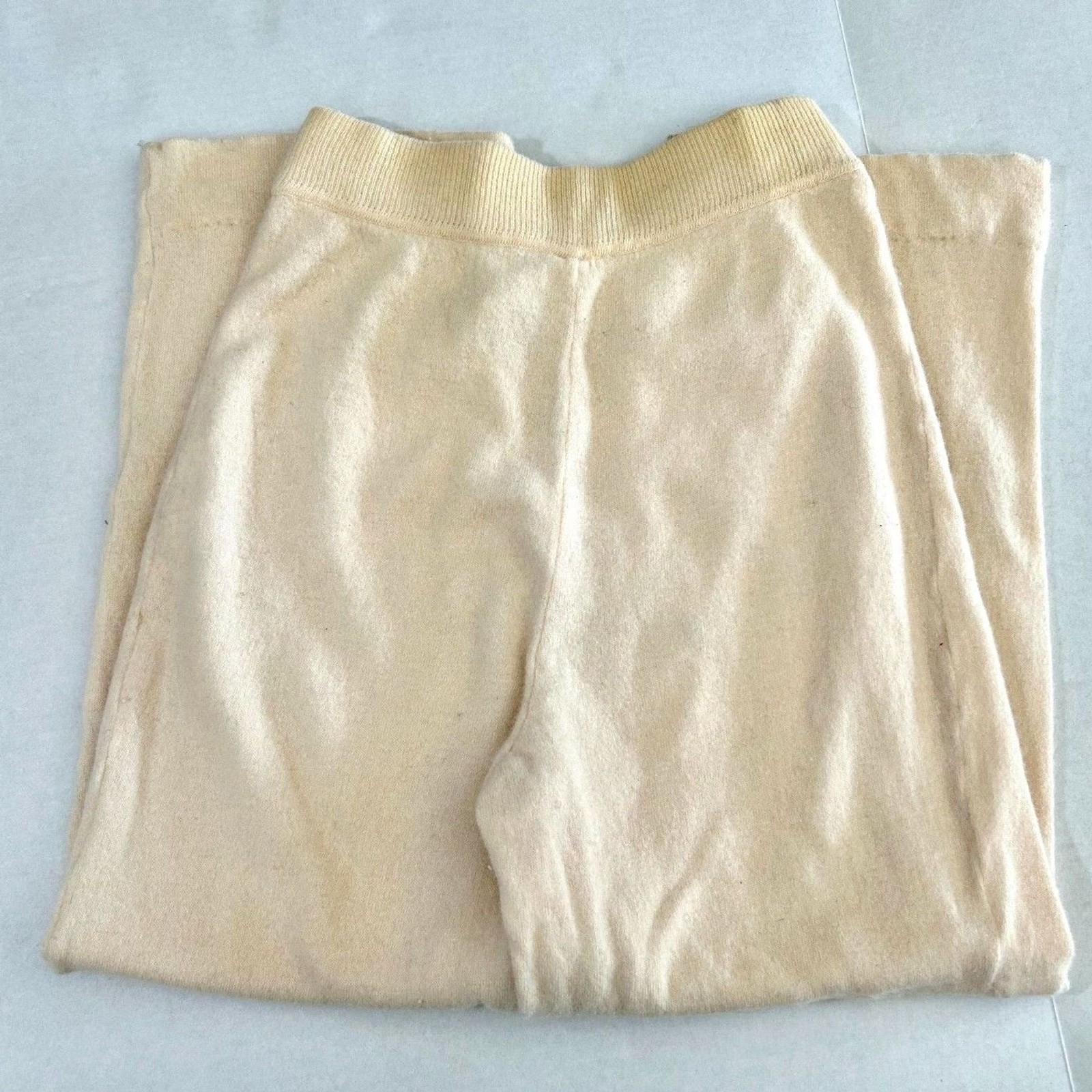 VTG Jeanne Pierre, Lambswool Blend Knit Sweater Pants in Cream, M