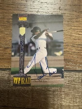 1994 Signature Rookies Derek Lee Auto