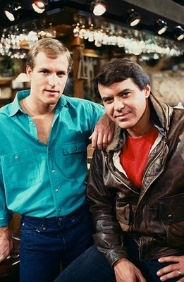 Cheers Woody Harrelson as Woody Boyd Robert Urich as Himself 1987 TV Old Photo
