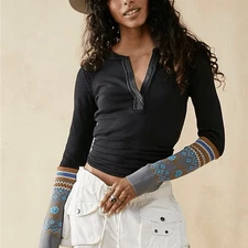 We The Free Mikah Notch Neck Top  Waffle Knit Henley w/ Patterned Sleeves  Size