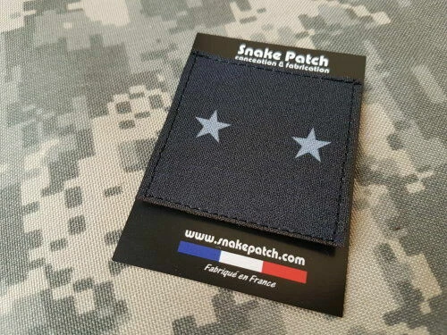 Uniformi e accessori militari da collezione generale