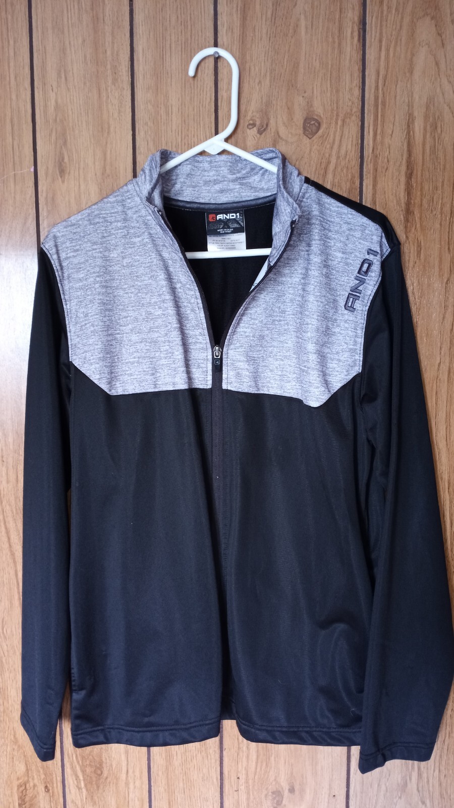 Men's Medium Running Jacket 100% Polyester - image 1