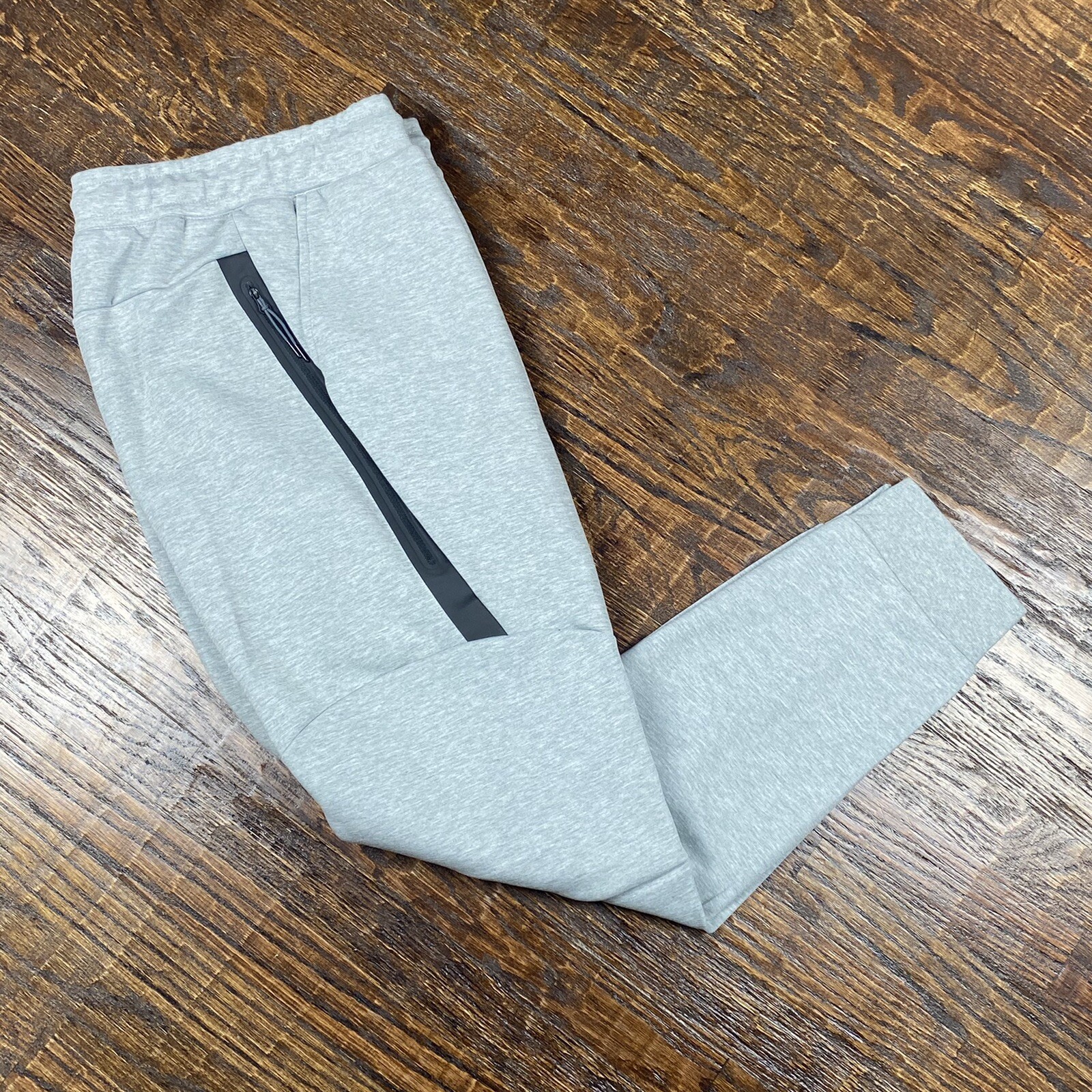 mens nike joggers small