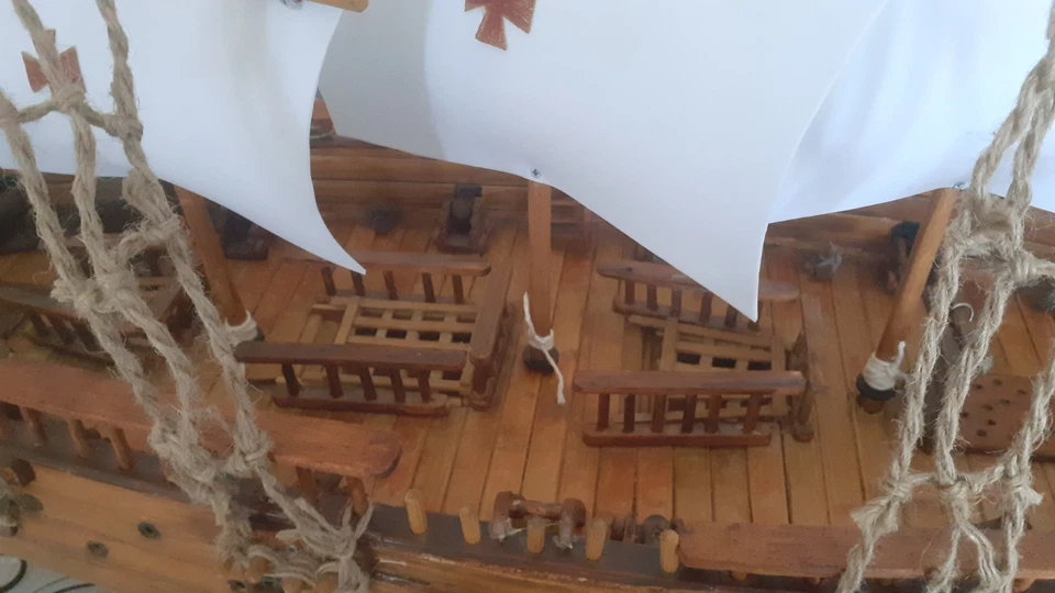 barca artigianale lunga 1 metro e 20cm larga 25cm .prezzo minimo 150euro . - Immagine 4 di 4