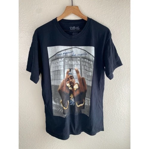 Tupac Vintage 2014 T Shirt S Middle Fingers 2014 Pac Me Agai Vintage vintage concert t-shirt, vintage, single stitch, B+ condition