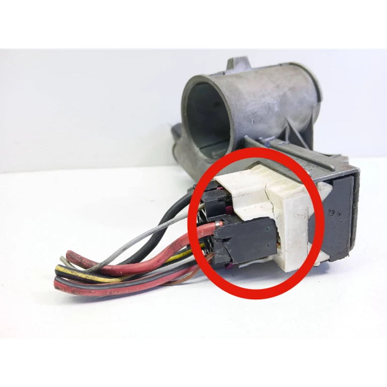 Volkswagen Sharan 1999 Diesel Ignition Lock P012106 UST118170 - Image 4 of 4