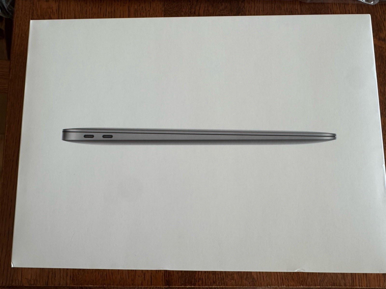 Apple MacBook Air 13" modello a1932 grigio siderale 128GB solo scatola vuota