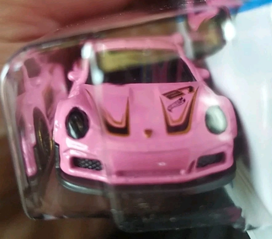 Hot Wheels 2025 Porsche 911 GT3 RS 1:64 Rosa - Immagine 3 di 3