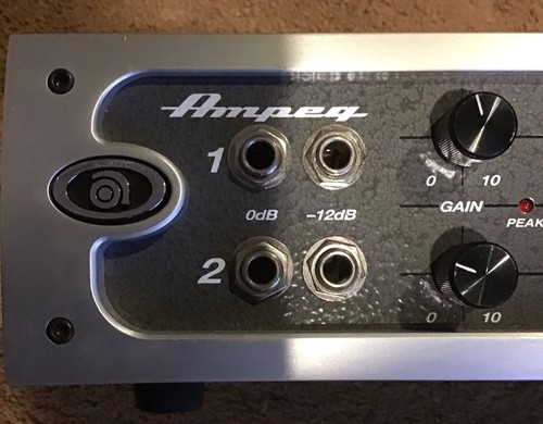 Ampeg PB800 Bass Amp Comes with carry bag - Picture 5 of 16