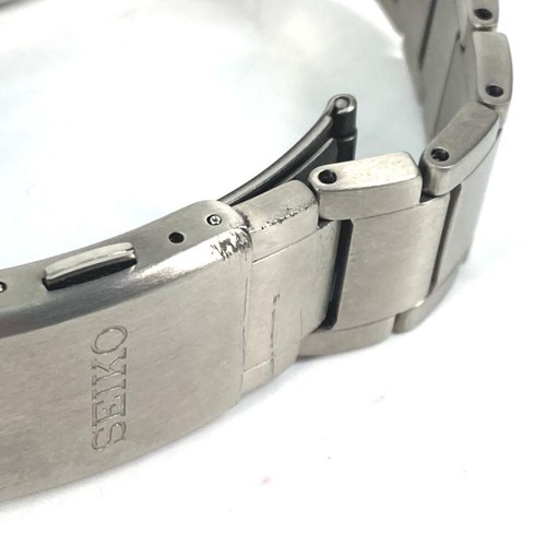 Seiko 7B75-0AA0 Titane Date Radio Vague Contrôle Solaire Homme Montre Auth Works - Photo 7 sur 8