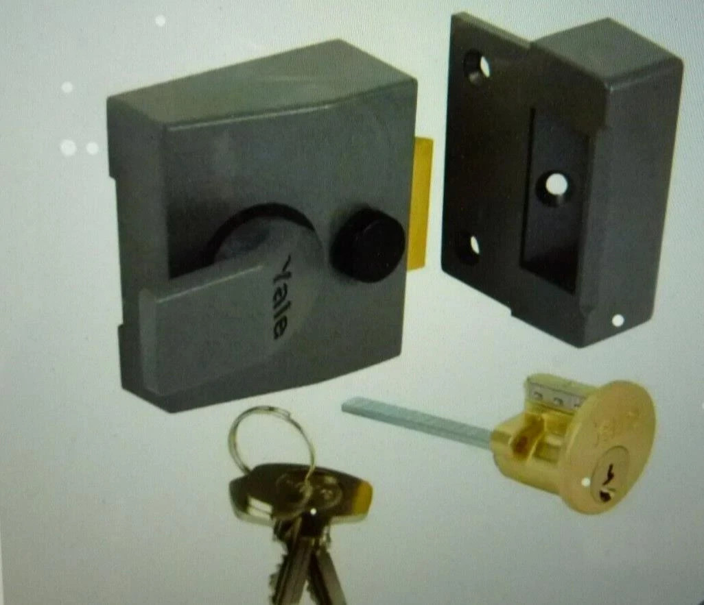 Yale P85 Deadlock Night Latch Grey Polished Brass Cylinder 40mm YALP85DMGPB