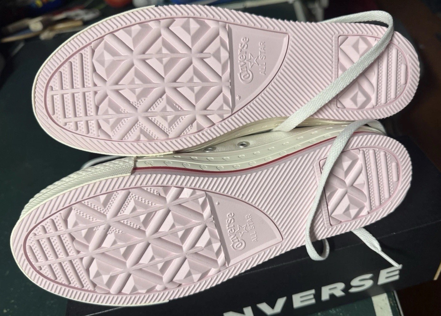 Converse Chuck Taylor Red White Pink Hearts High Top Sneakers - Big Kids 6 thumbnail 8