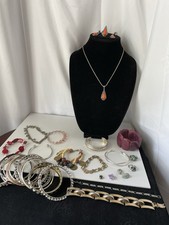 Lot Of Costume Jewelry Mostly Bracelets See Pictures Details/Wear