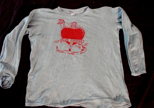70s Alice Cooper Shirt M Snake Philadelphia Billion 1970s vintage concert t-shirt, vintage, single stitch, B+ condition