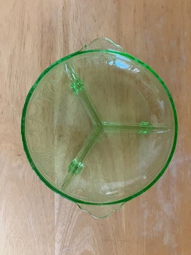Indiana Depression Glass Green Horseshoe Footed 3 Part Divided Relish Dish