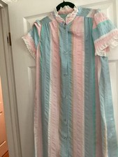 Vintage Lounge Master Seersucker Pearl Snap House Coat Dress w:/Lace Striped S 