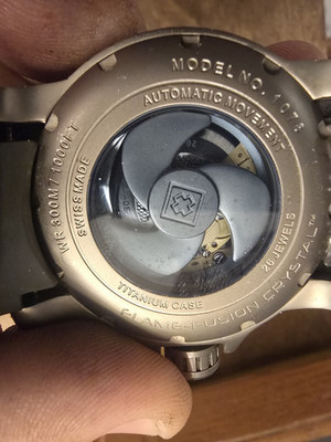 Invicta Sea Hunter Automatic Titanium 300m Diver 50mm Gray Dial Black Strap